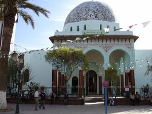 ORANIE 10 2005 146 SIDI BEL ABBES L EGLISE DEVENUE MOSQUEE